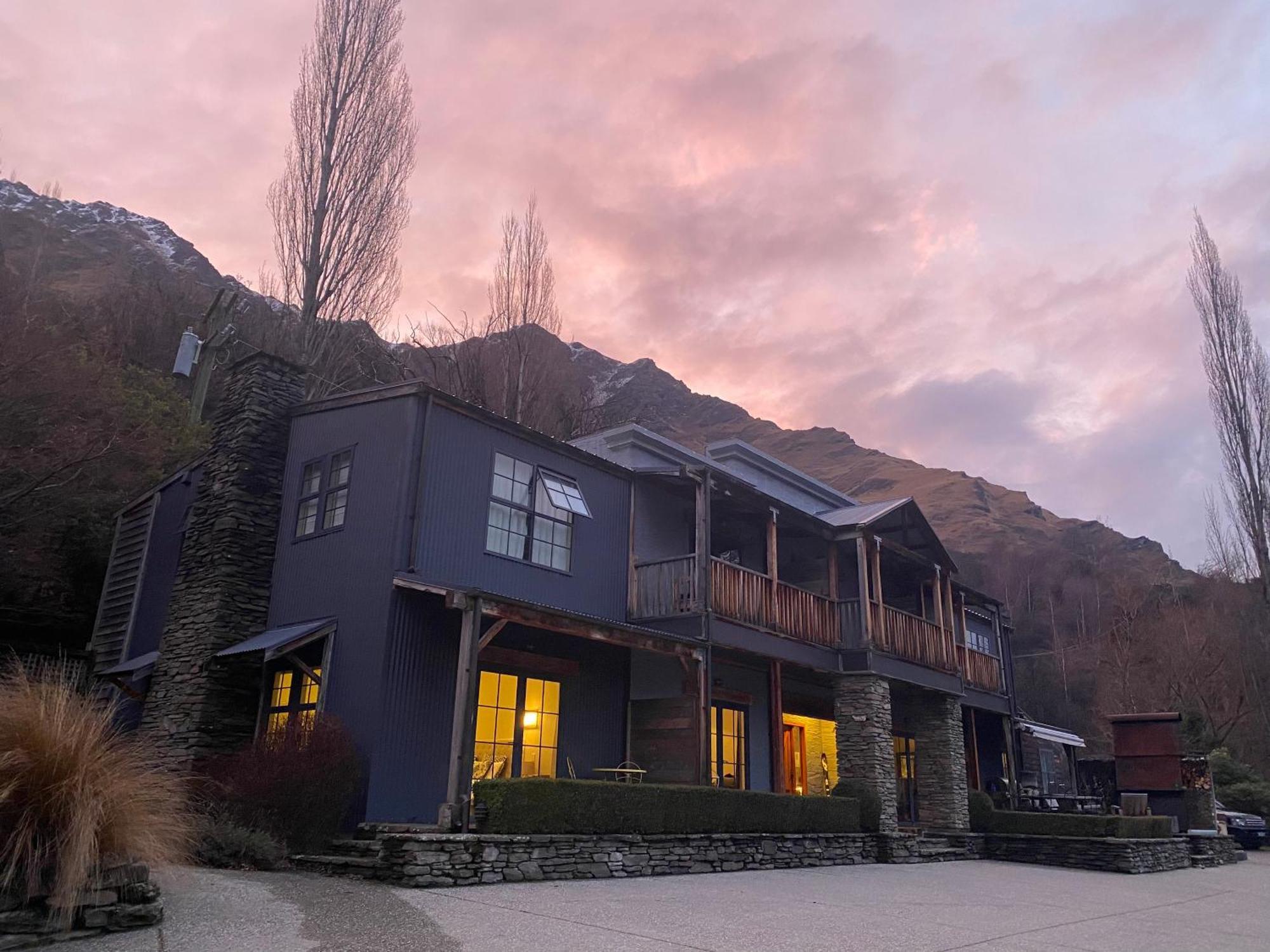 Moonlight Escape Lodge Queenstown Bagian luar foto